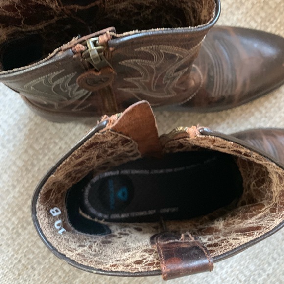 New men’s ariat boots - Picture 5 of 8